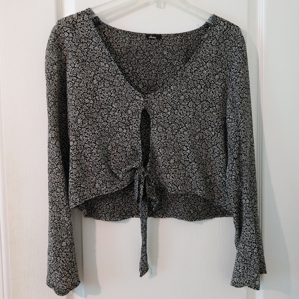 PacSun Lisakai Floral Tie-Front Top